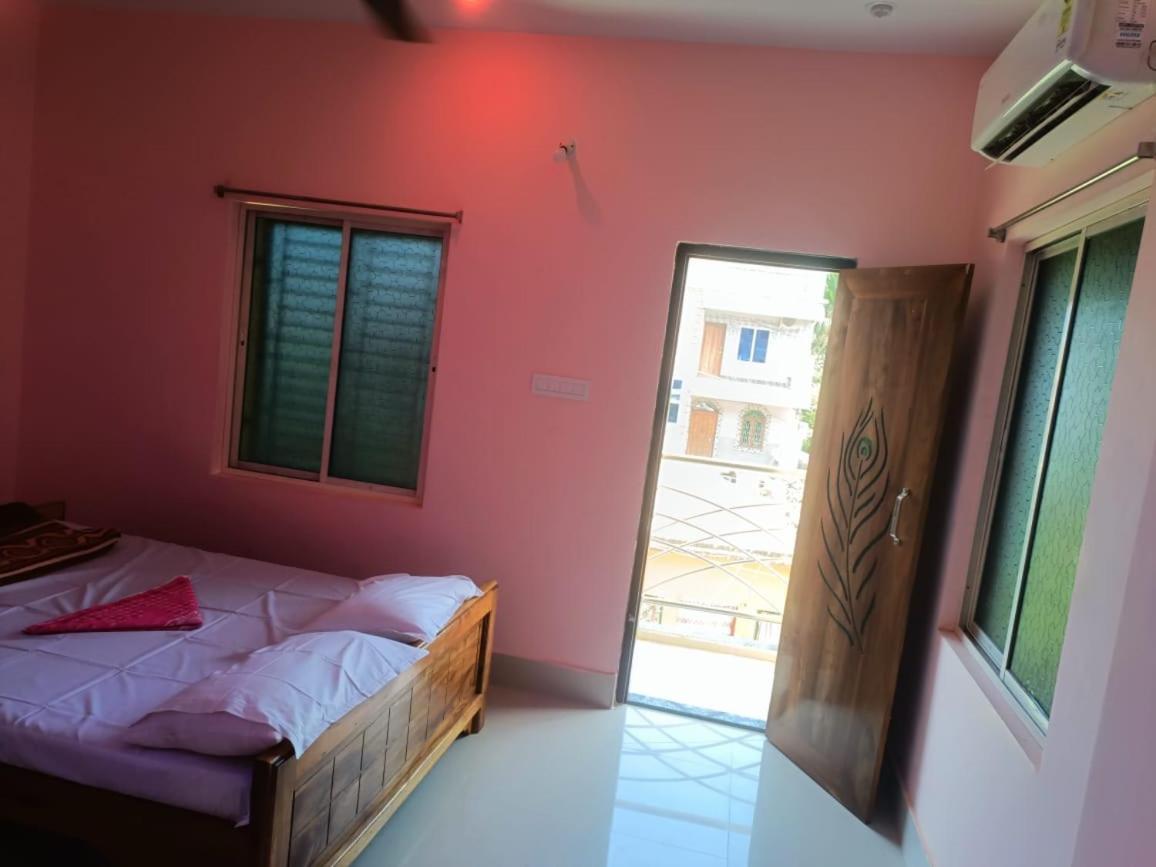 Hotel Dream Light ! Purí Exteriér fotografie